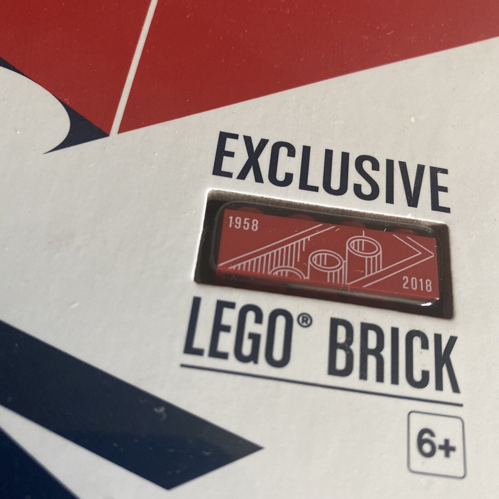 THE LEGO BOOK NEW EDITION With Exclusive Red LEGO Brick SEALED
