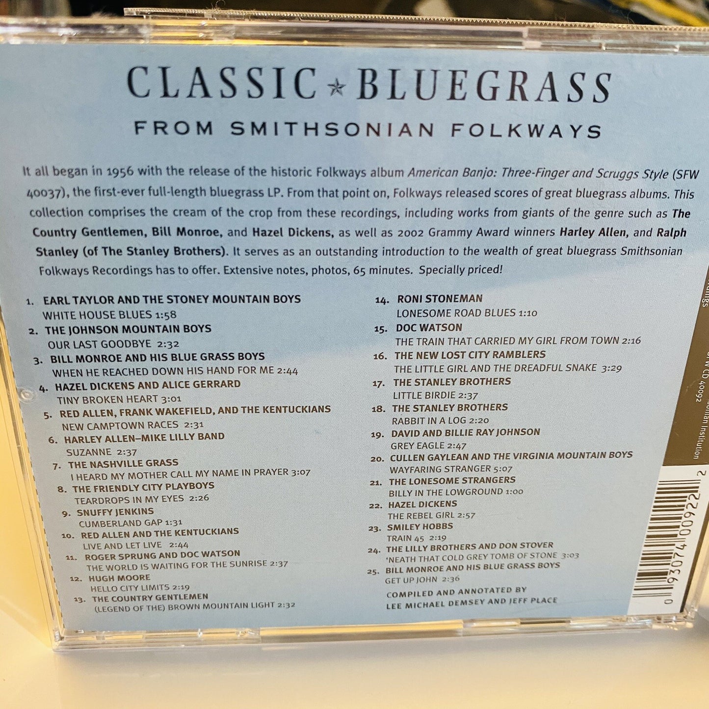 Classic Bluegrass From Smithsonian Folkways - Audio CD  Like New