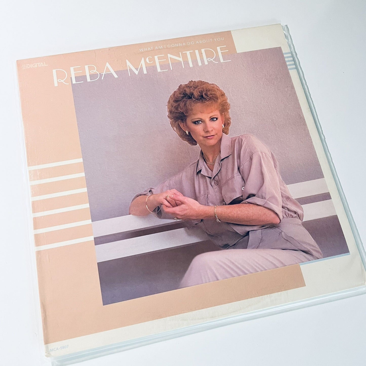 Reba McEntire WHAT AM I GONNA DO ABOUT YOU Vinyl LP Record VG+/VG+