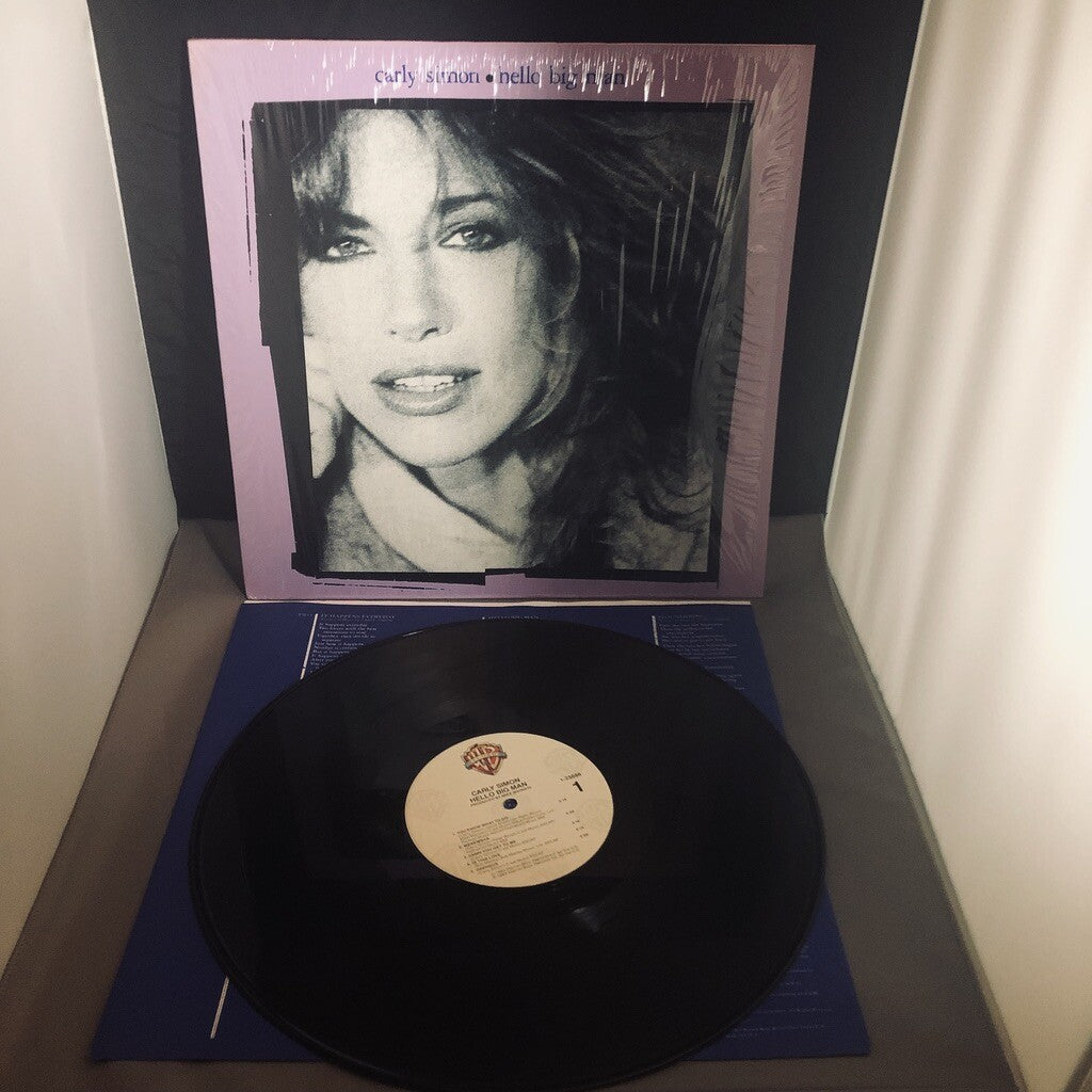 Carly Simon HELLO BIG MAN Vinyl Record LP  1-23886 VG+ vinyl and sleeve 