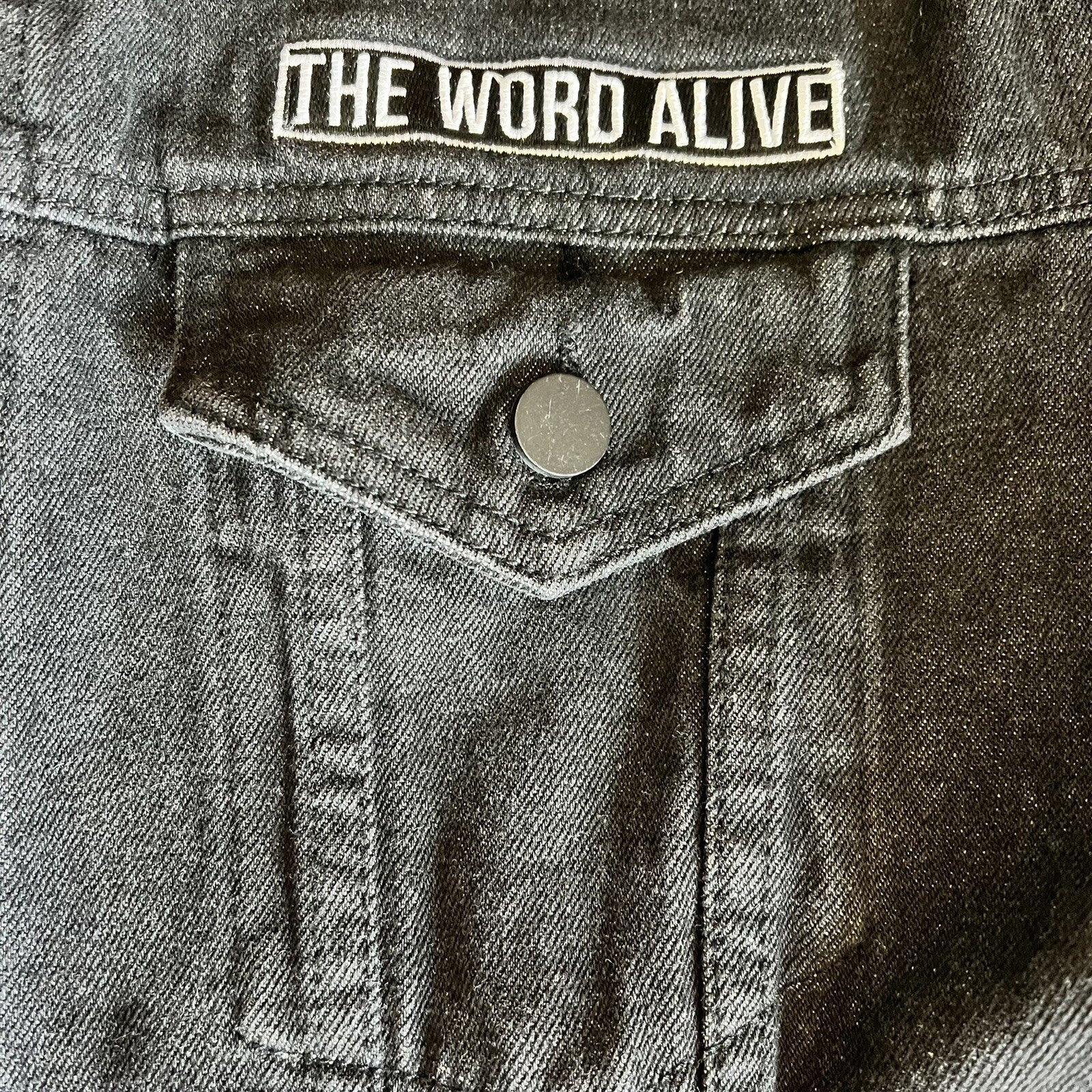 THE WORD ALIVE Mens XXL Dark Jean Jacket