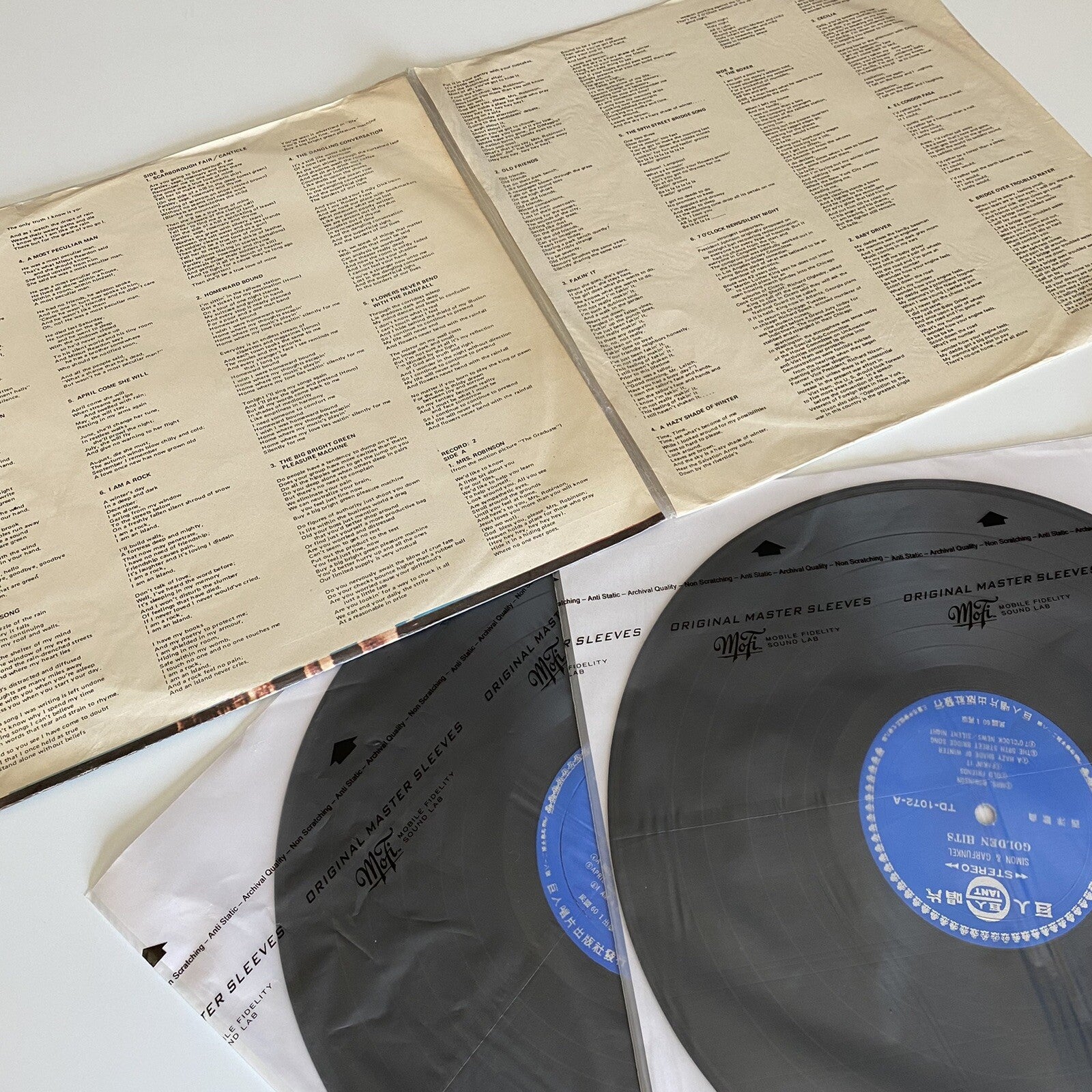 Simon & Garfunkel GOLDEN HITS Taiwanese Vinyl 2xLP Import Record VG+