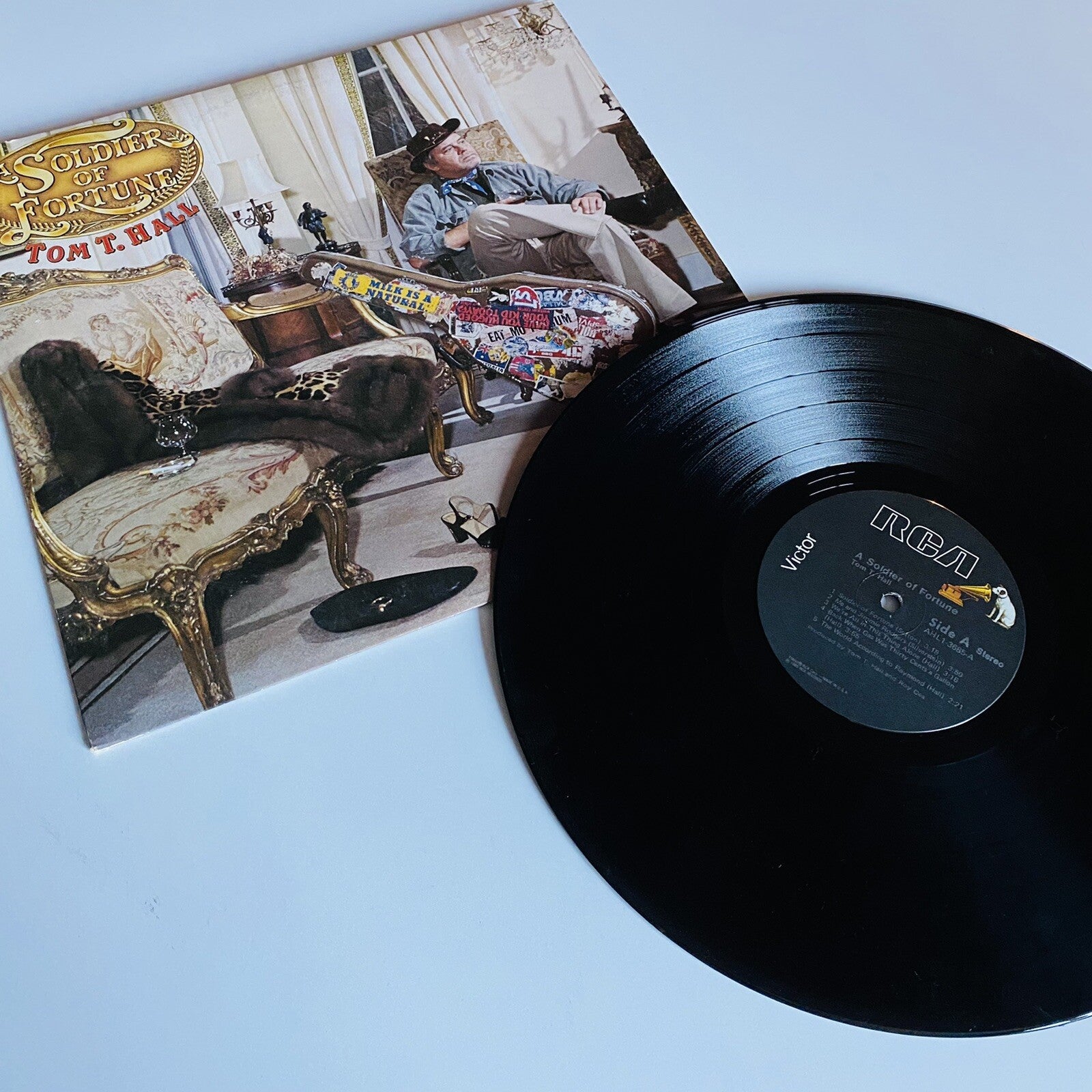 Tom T. Hall A SOLDIER OF FORTUNE M Vinyl LP Record 1980 VG+