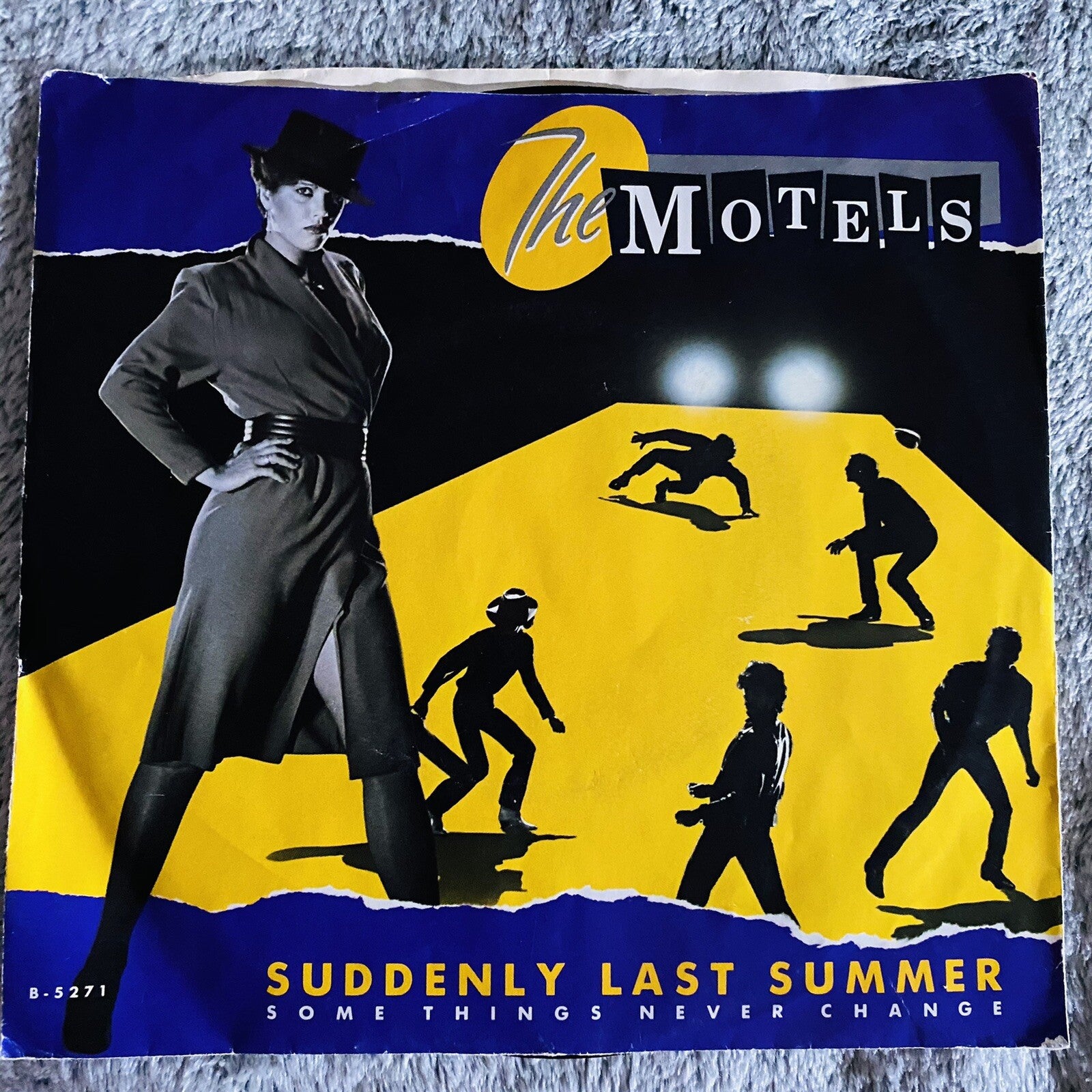 THE MOTELS Suddenly Last Summer b/w Some Things Never Change 7" Vinyl 45 VG+/NM