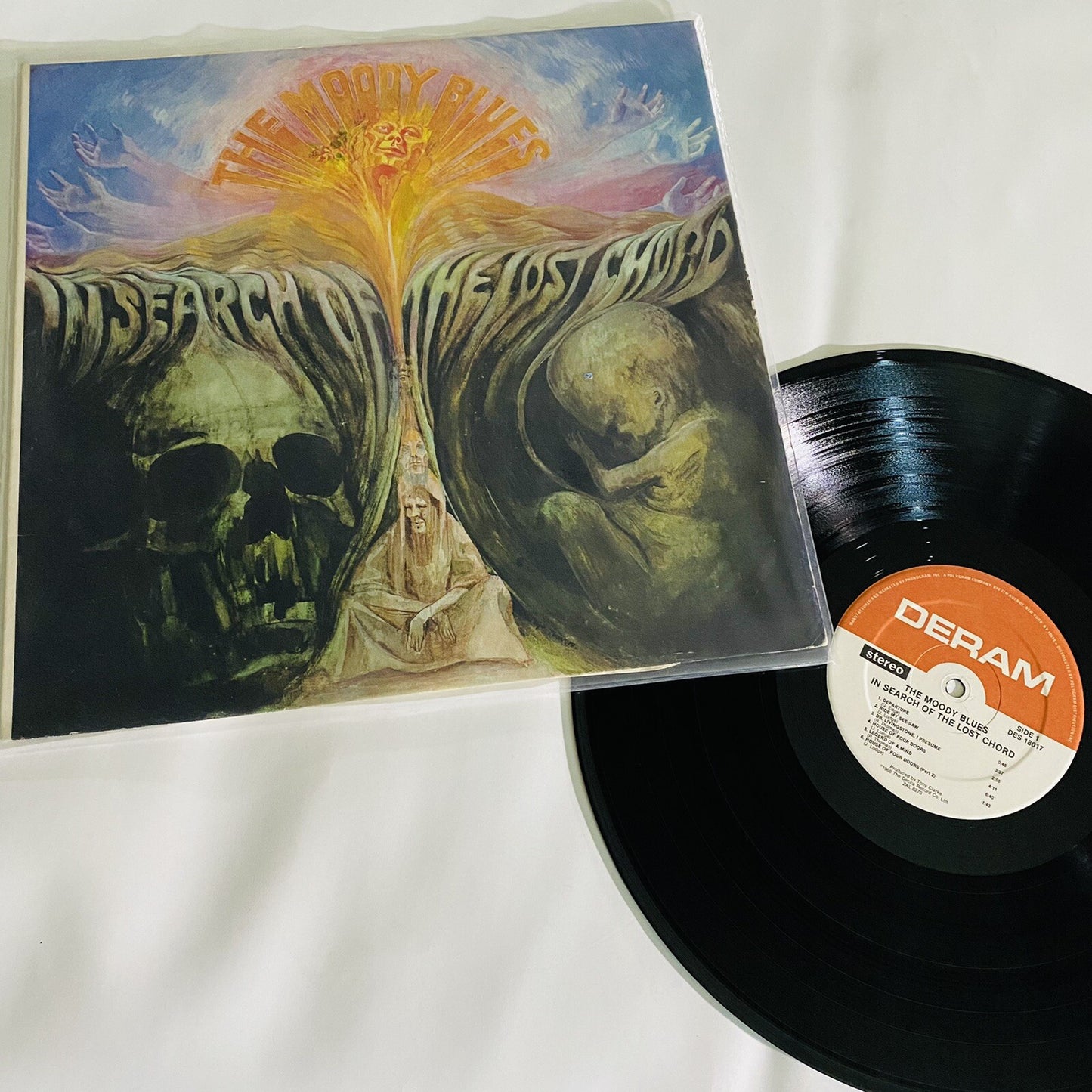 THE MOODY BLUES - In Search Of the Lost Chord (England) 12" Vinyl Record LP - VG