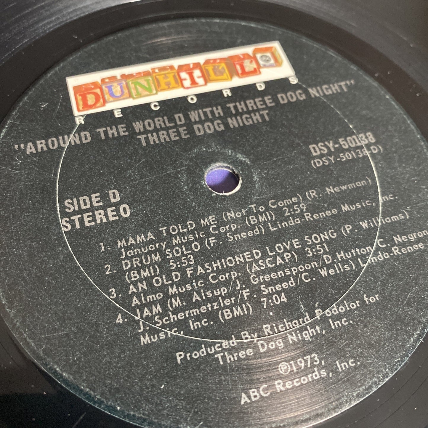 Three Dog Night CAPTURES LIVE + AROUND THE WORLD Vinyl LP Record VG