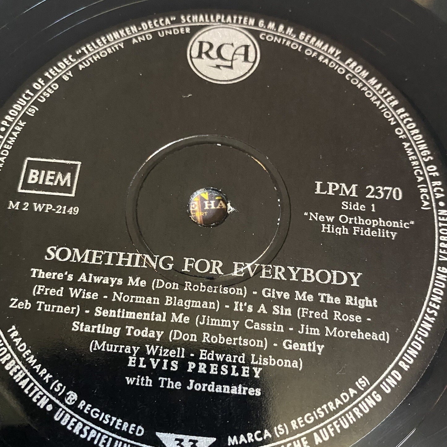 Elvis Presley SOMETHING FOR EVERYBODY Vinyl LP Record VG+/VG